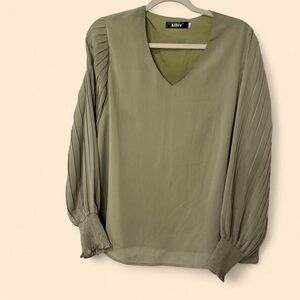 Sage Green Pleated Sleeve Blouse XL Aifer